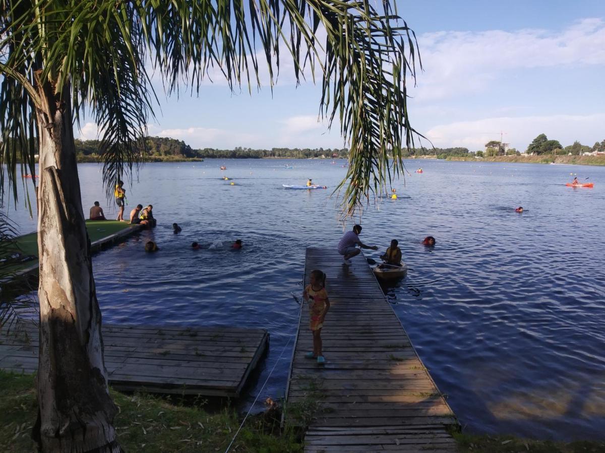 Playa, Bosque Y Lago Montevidéu Exterior foto
